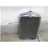 Image 1 : 1929 Chevrolet Radiator w/Shroud, Cap