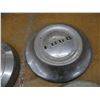 Image 5 : (4) Vintage Hub Caps - Dodge, Meteor, Ford