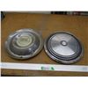Image 1 : (2) Vintage Hub Caps - Pontiac & Chrysler Corp.