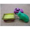 Image 2 : Vintage Marx Mustang, Plastic "Piggy" Coin Bank & Plastic Wagon