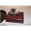 Image 2 : (2pcs) Automobillia - Playing Cards w/Box & Collector Tray