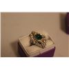 Image 3 : Adjustable Vintage Green Gemmed Ring in Box