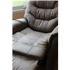 Image 6 : Viva Lift Electric Assist Chair - Works - 36"x42"Tall