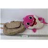 Image 1 : Pink Fong - Stuffed Toy Fish - Cloth Purse