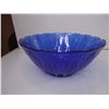 Image 7 : (3) Vintage Pyrex Cobalt Blue Bowls and (1) Cobalt Blue Salad Bowl