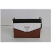 Image 1 : Guess Purse