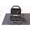 Image 3 : Kenmore Electric Sandwich Maker - Untested