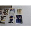 Image 4 : Assorted Baseball and Hockey Cards