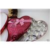 Image 3 : (2) Heart Shaped Metal Chocolate Boxes Harden Chocolate Boxes