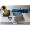 Image 1 : Sign, Scale, Light without Bulb - Untested, Misc.