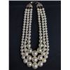 Image 1 : Vintage Graduated Pearl Necklace