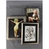 Image 1 : Lot Of 3 Various Framed Marilyn Monroe Pictures