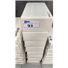 Image 2 : 8 BOXES OF ELEGANZA GLASS BLOCK TILE IN GLV3701 APPROX 6.66SQ.FT. PER BOX APPROX 53.28SQ.FT. TOTAL