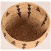 Image 2 : Mono Lake Paiute Polychrome Arrowhead Basket  [182095]