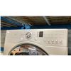 Image 2 : LG WASHER (WM2233CS) DRYER (DLE3733S) SET