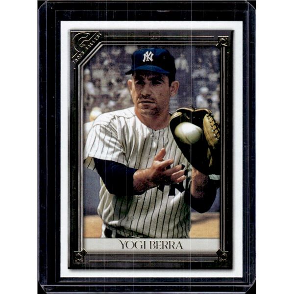 Yogi Berra 2021 Topps Gallery #154