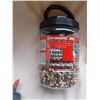 Image 3 : 2 containers of air soft BB's