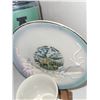 Image 2 : Tea cup and saucer on stand - Yellow Stone