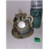 Image 2 : Tea pot clock
