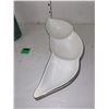 Image 1 : Pea shaped white serving dish with 3 sections