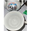 Image 3 : Mini South Dakota Teacup, Saucer and Teapot with Stand