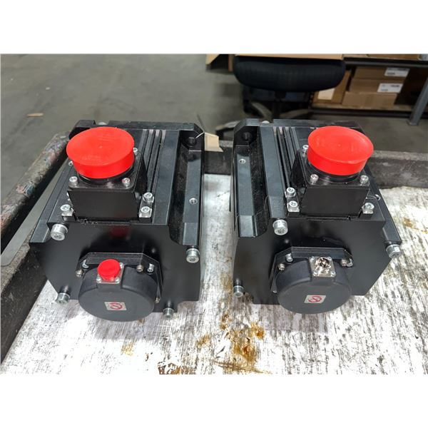 (2) Mitsubishi #HG-SR702JK Servo Motors