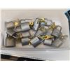 Image 1 : LOT DE 16 CADENAS