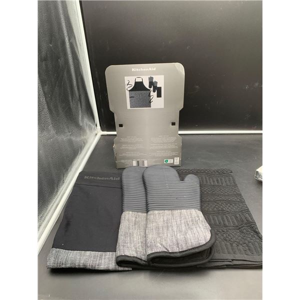 KitchenAid Apron and Gloves Set
