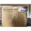 Image 2 : Motion Sensor Light Outdoor, MEIKEE 42W 3600LM LED Security Flood Lights, IP65 Waterproof 5000K, 3 A