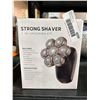 Image 1 : Strong shaver 5 in 1 grooming kit