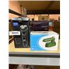 Image 1 : Combo lot of electric shaver / razor and foldable portable mini clothing iron