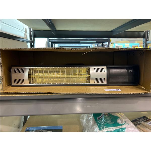 Outdoor electric patio heater with remote control