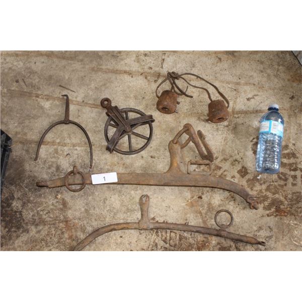 Metal horse hames, pulley, vintage weights, metal