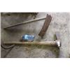 Image 1 : Pickaxe, Hoe