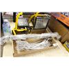 Image 1 : Work lights, Metal safety bars