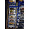 Image 2 : 20 hotwheels cars