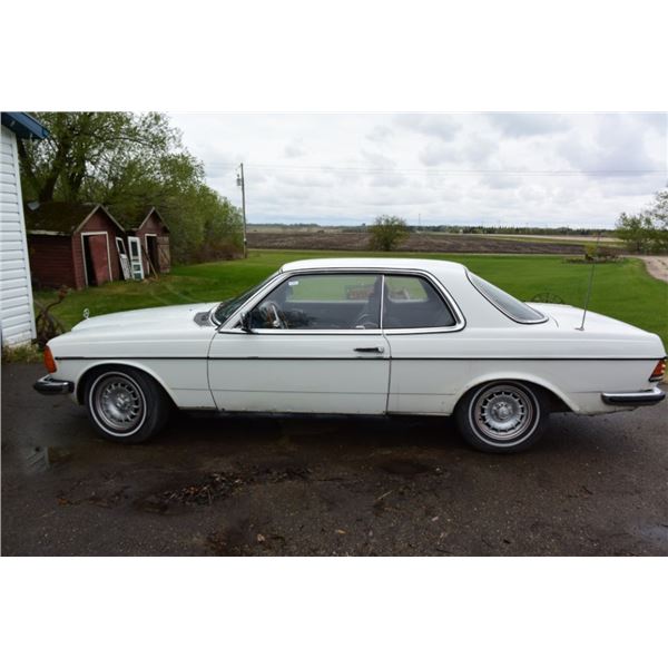 1981 Mercedes- Benz  230 c 4 cyc gas/Automatic/113