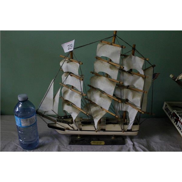 Whaling ship sail boat model