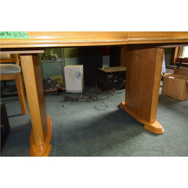 Dining Room Table w/ 6 chairs