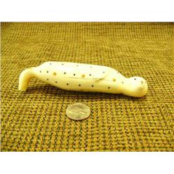 Alaska Native carved Ivory spotted seal 5.5" long (33)