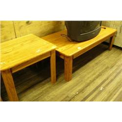 Lot of: Wood coffee table and matching lamp table (153)