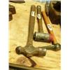 Image 2 : Lot of wood workers tools: hammers, levels, squares, grills, spoke shave (2)
