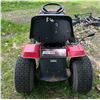 Image 4 : HUSKEE RIDING MOWER WITH DECK - WORKS