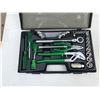 Image 12 : ORGANIZER DRAWER BIN AND PORTABLE TOOL SET
