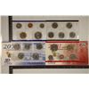 Image 2 : 2001 US MINT SET (UNC) P/D WITH ORIGINAL MINT