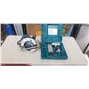 Image 1 : MAKITA STAPLE GUN AND MAKITA CIRCULAR SAW