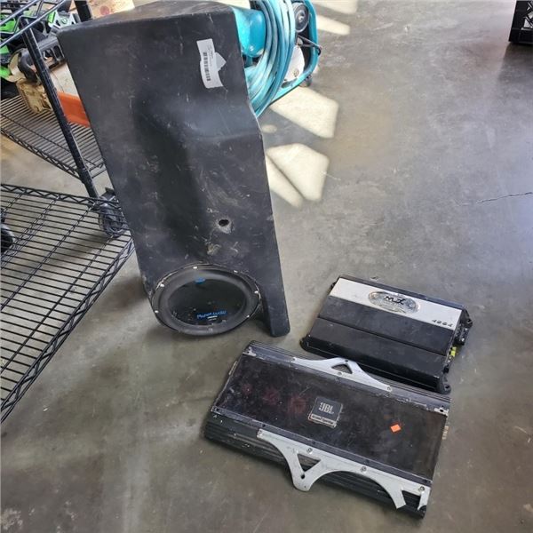 2 AMPS AND SPEAKER