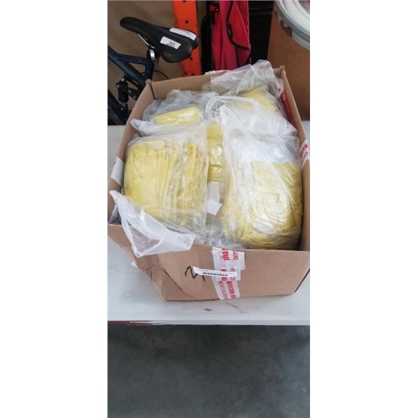 APPROX 300 SIZE MEDIUM YELLOW RUBBER GLOVES