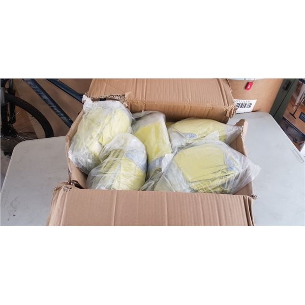 APPROX 300 SIZE MEDIUM YELLOW RUBBER GLOVES