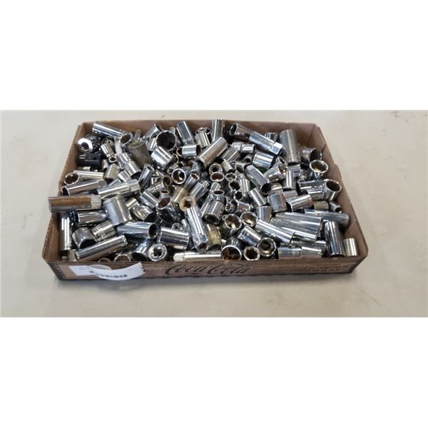 TRAY OF ASSORTED SOCKETS
